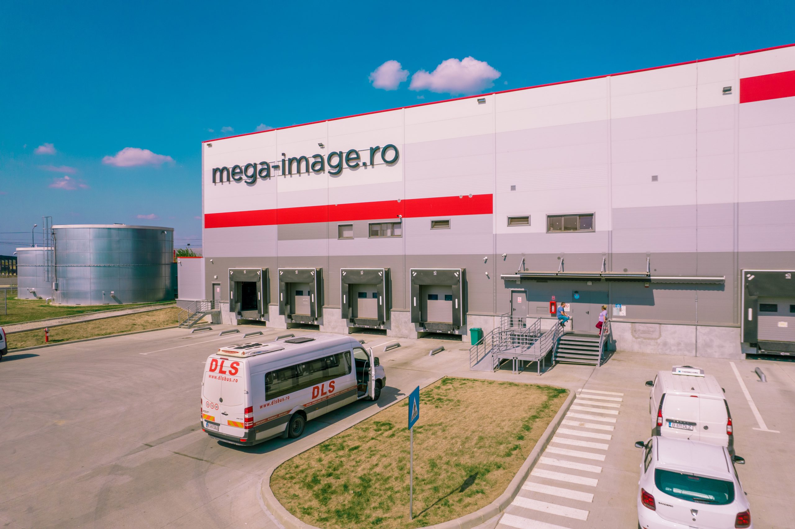 Mega Image center for eCommerce division Chitila Logistics Hub
