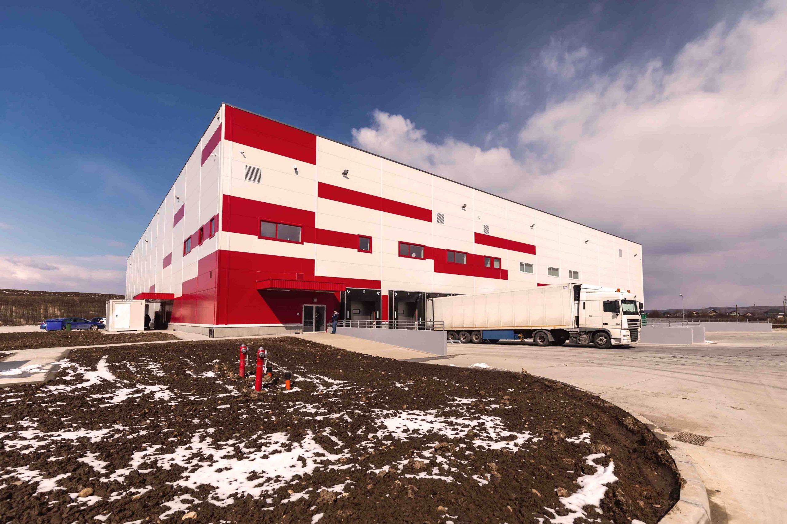 Pitesti Industrial Park – Temperature controlled warehouse for confidential client